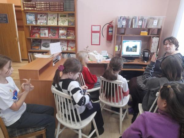 Познавательная программа: На страже Родины