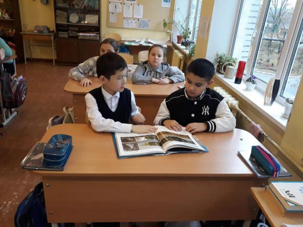 Любовь царит, а в ней покой и счастье