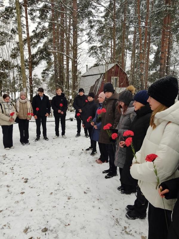 Памятное мероприятие "Мы помним тебя, герой...", посвящённое Дню Героев Отечества