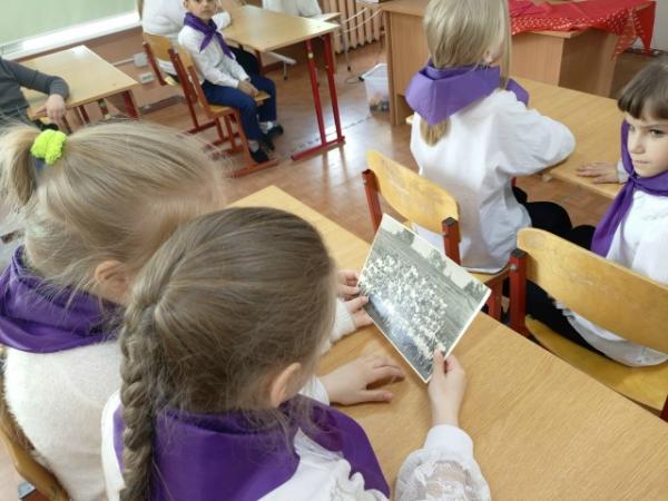 Будь готов! К Дню рождения пионерской организации...
