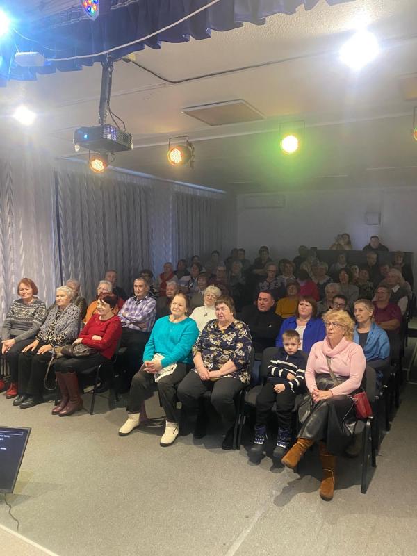 Концерт "Желаем быть прекрасне весны" душевные песни в исполнении Владимира Шумилова для жителей и гостей г. Каменногорк