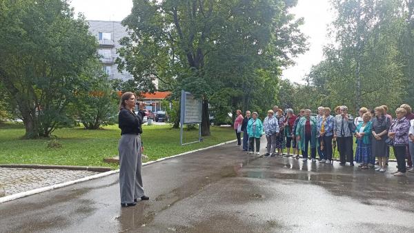 "Да будет мерой чести Ленинград"