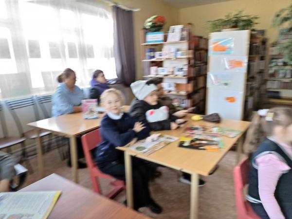 Экологический час: "Цветами улыбается Земля"