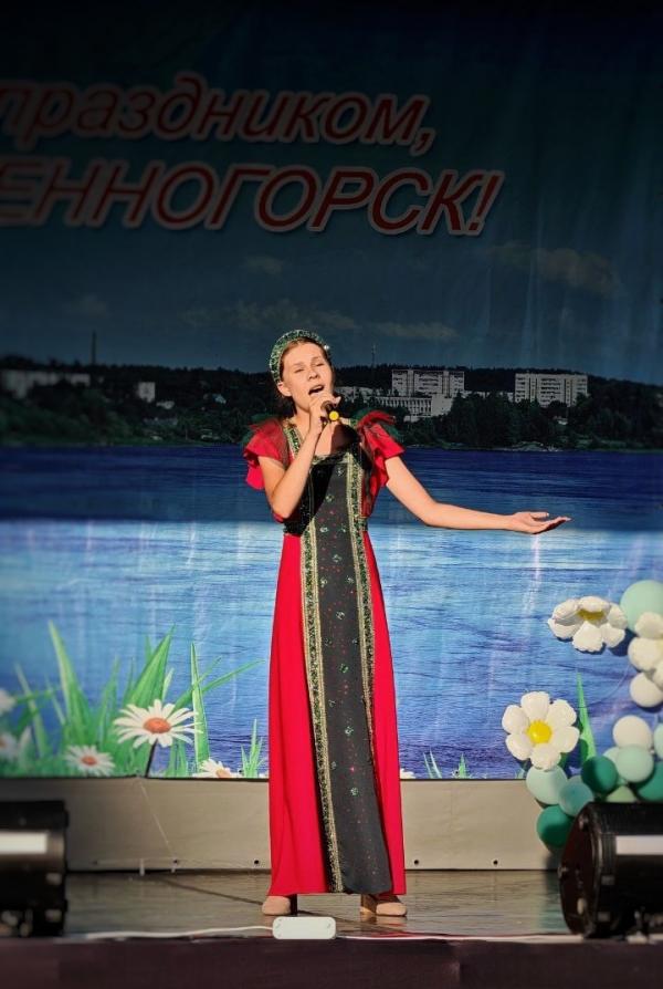 Праздничный концерт, посвящённый 77-летию города Каменногорск